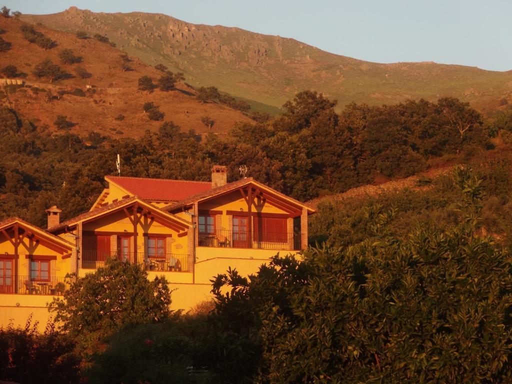 Aroma De Primavera En Casas Rurales Acebuche Касас-дель-Монте Экстерьер фото