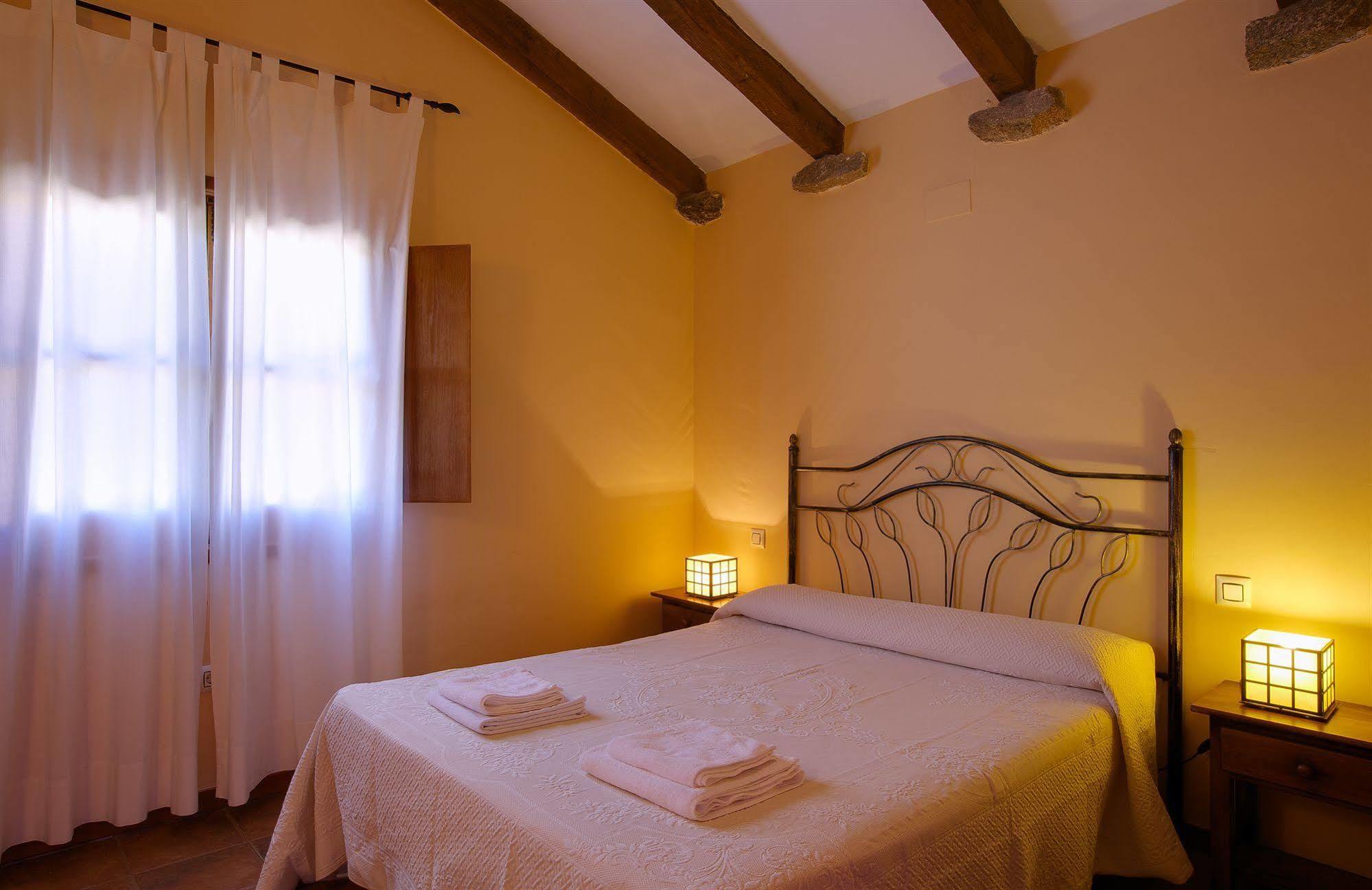 Aroma De Primavera En Casas Rurales Acebuche Касас-дель-Монте Экстерьер фото